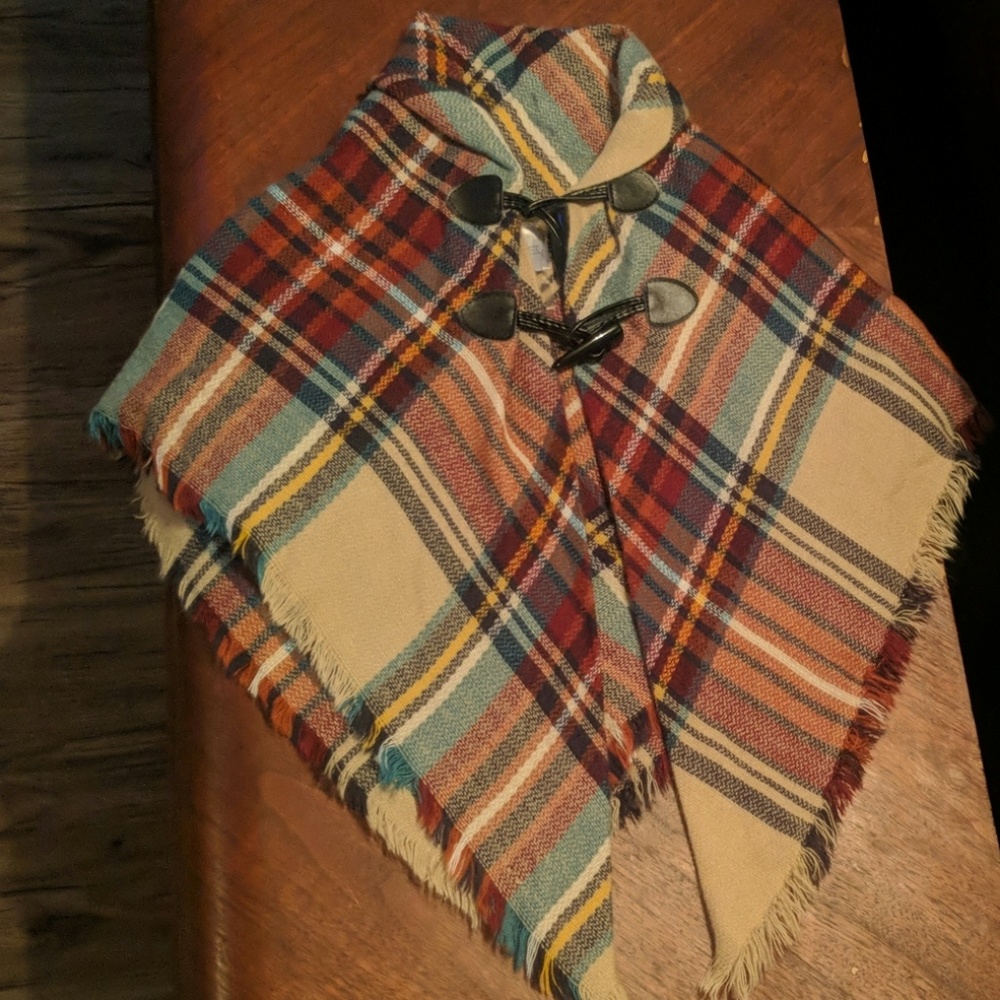 Girls Sweater Poncho 4/6